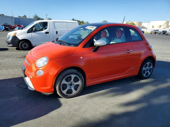 2015 FIAT 500e 500