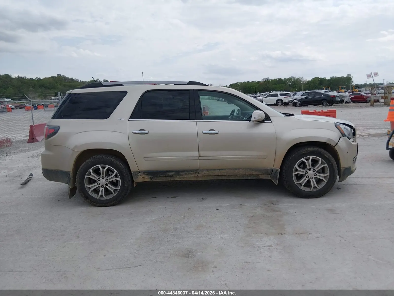 2015 GMC Acadia SLT