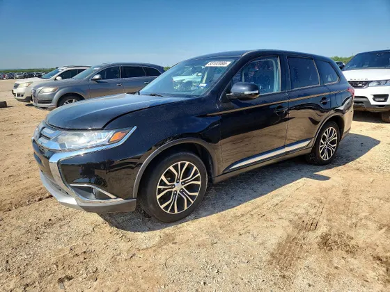 2017 Mitsubishi Outlander SE