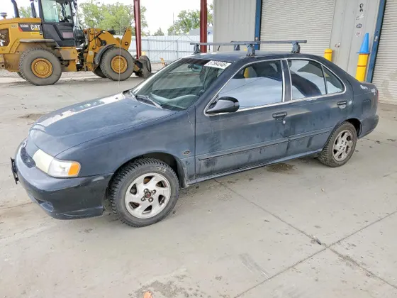 1999 Nissan Sentra XE