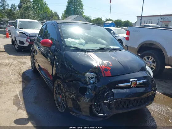 2013 FIAT 500 Abarth