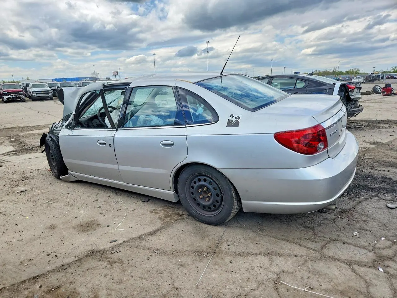 2004 Saturn L-Series L300 1