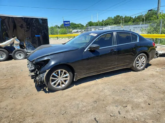 2009 INFINITI G37 Sedan x