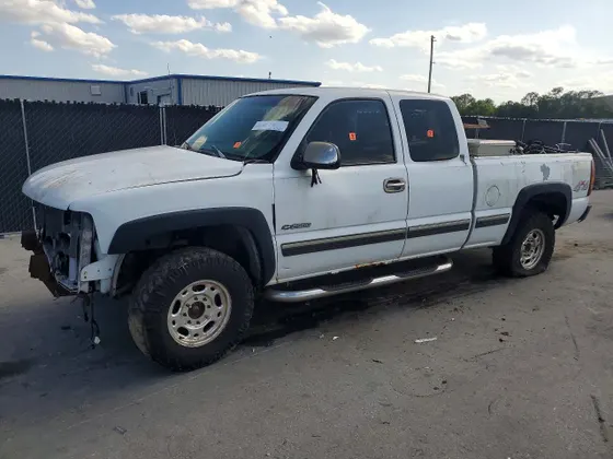 1999 Chevrolet Silverado 2500 LS