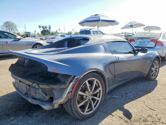 2005 Lotus Elise