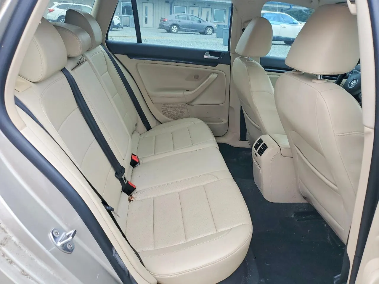 2013 Volkswagen Jetta SportWagen TDI w/Sunroof & Nav
