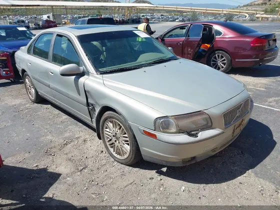 2001 Volvo S80 T6