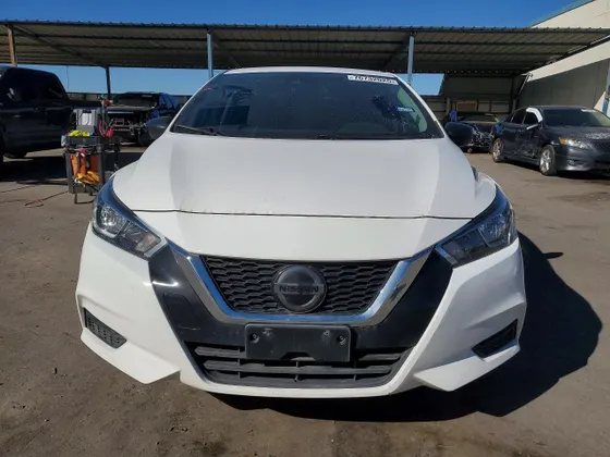 2021 Nissan Versa S