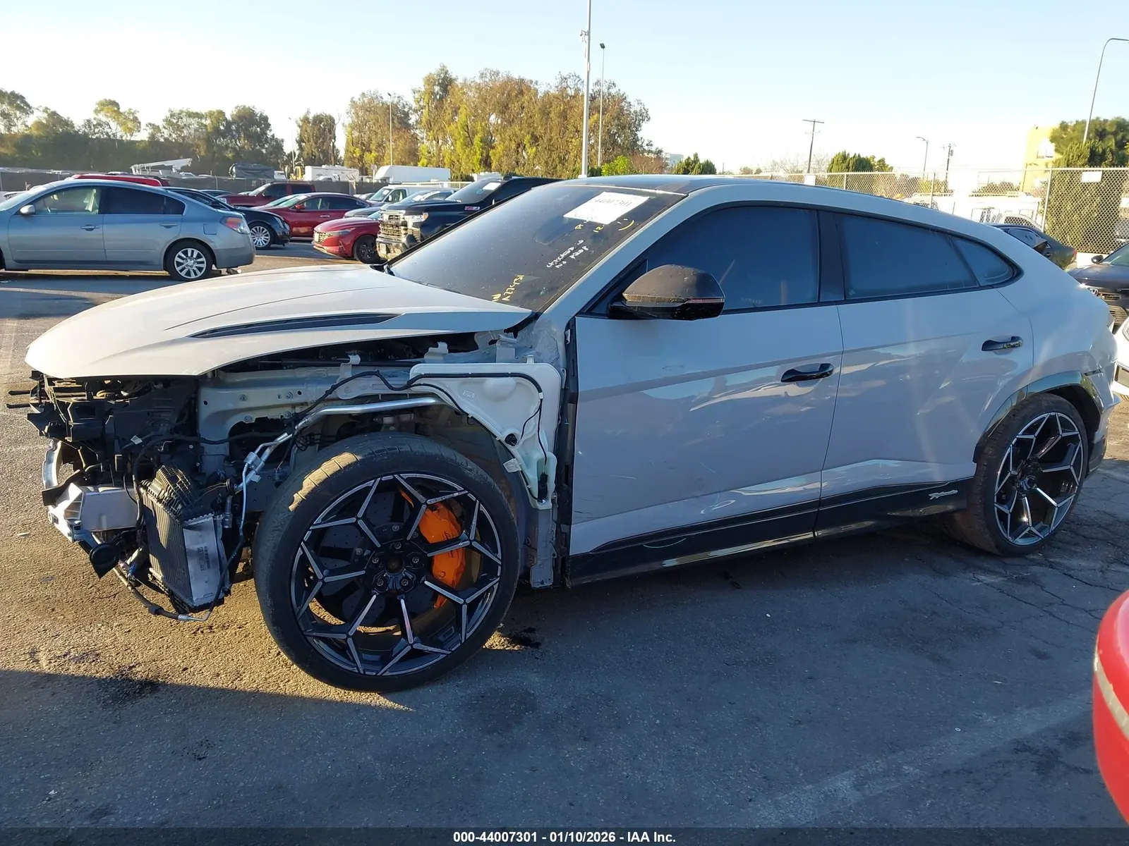 2023 Lamborghini Urus Performante
