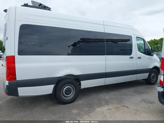 2026 Mercedes-Benz Sprinter Passenger Van HIGH ROOF 4-CYL DIESEL