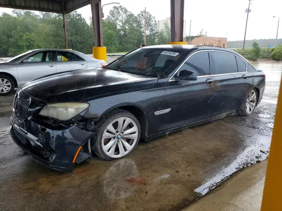 2012 BMW 7 Series 740Li