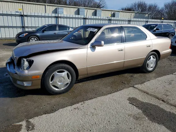 1998 Lexus LS 400 Luxury Sdn LS 400