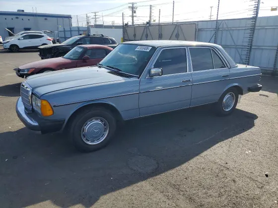 1984 Mercedes-Benz 300 Series 300D-T