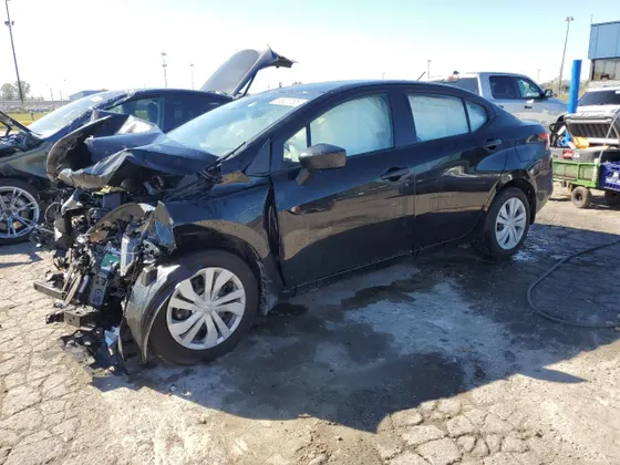 2025 Nissan Versa S