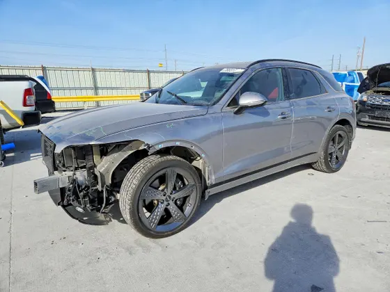 2023 Genesis GV70 2.5T