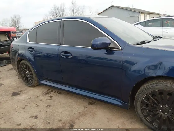 2010 Subaru Legacy GT Limited Moon