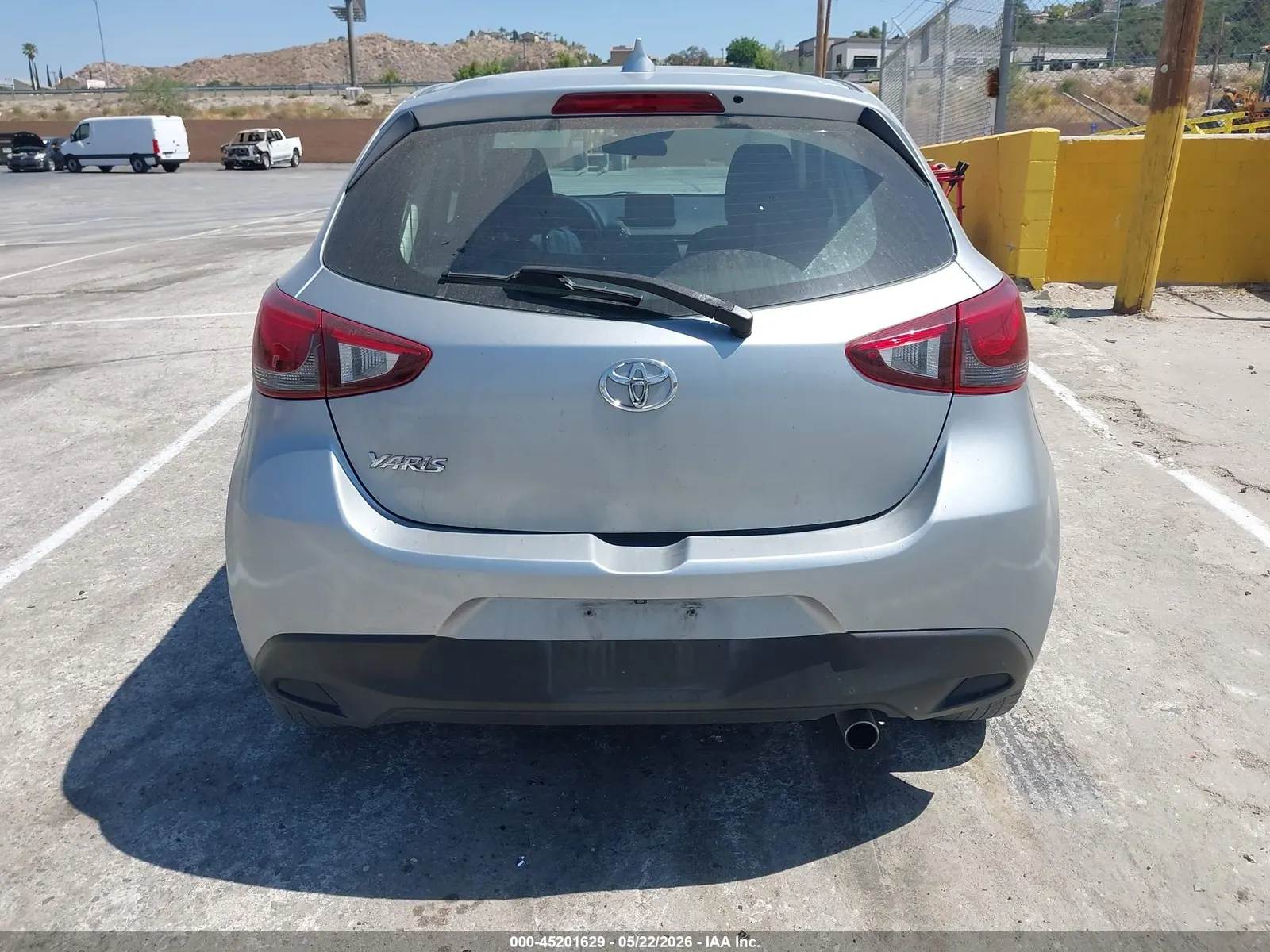 2020 Toyota Yaris Hatchback LE