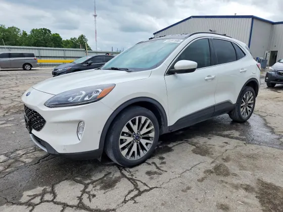 2021 Ford Escape Titanium Hybrid