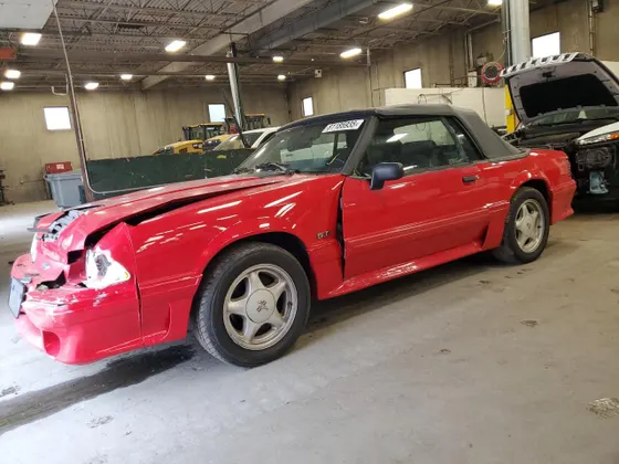 1992 Ford Mustang GT