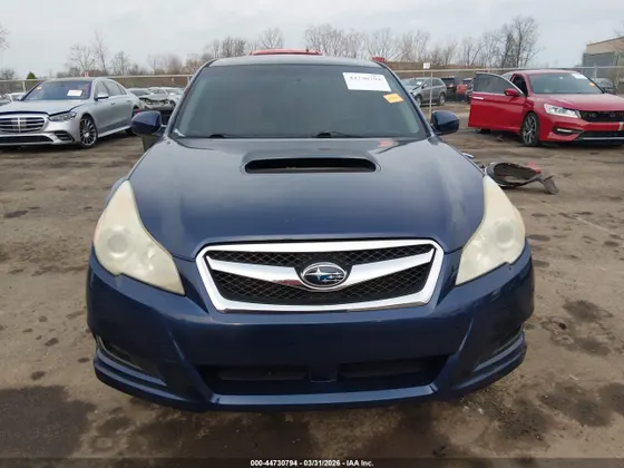 2010 Subaru Legacy GT Limited Moon
