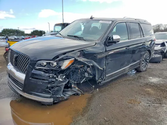 2023 Lincoln Navigator Black Label
