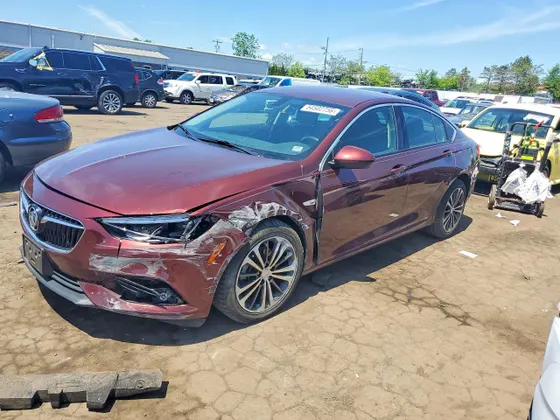 2018 Buick Regal Sportback Essence