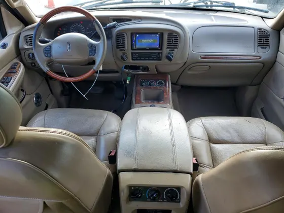 2002 Lincoln Navigator