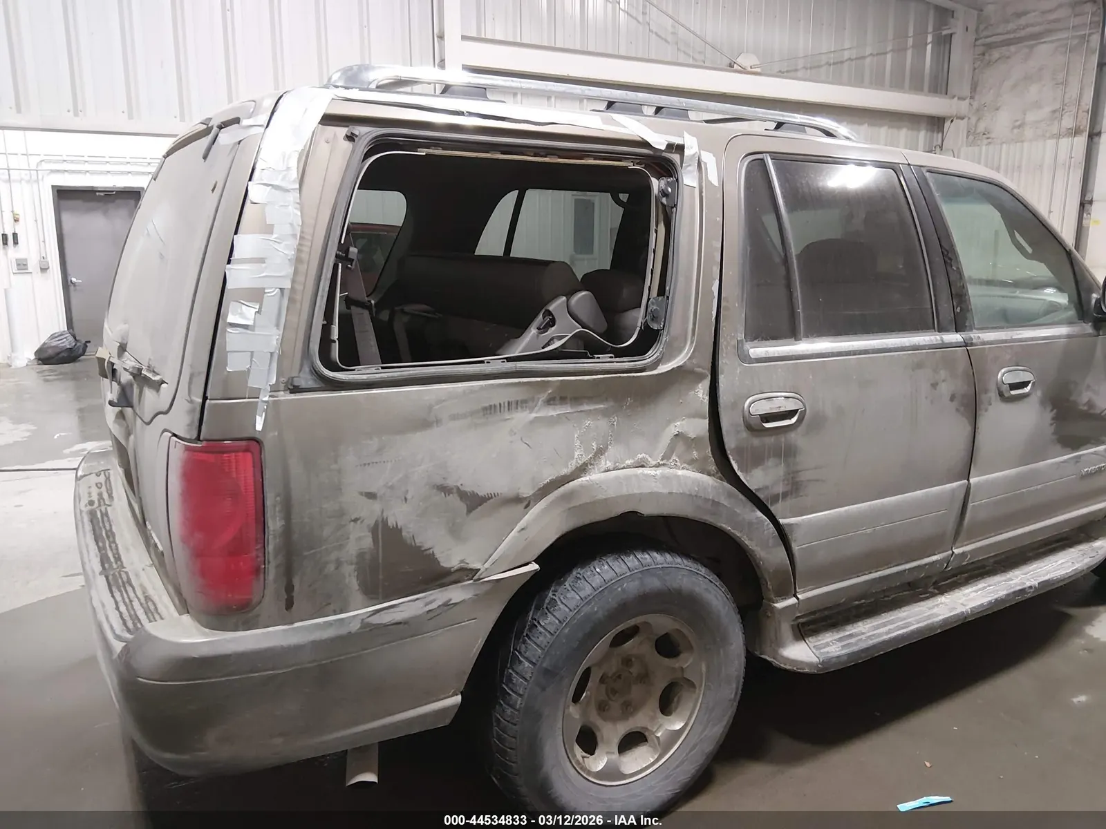 2002 Lincoln Navigator