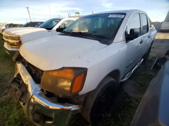 2008 Nissan Titan SE