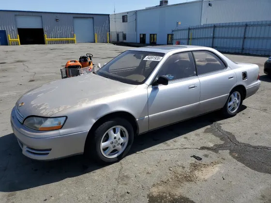 1995 Lexus ES 300 300