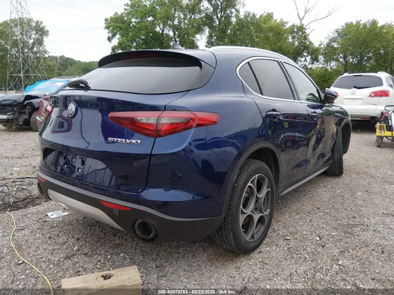 2018 Alfa Romeo Stelvio Ti