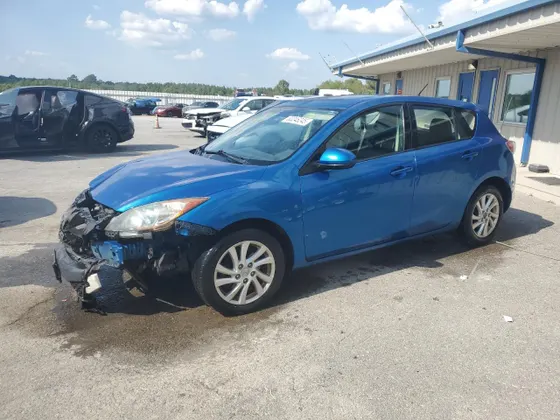 2012 Mazda Mazda3 i Grand Touring