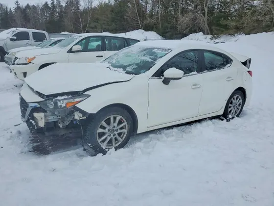 2018 Mazda Mazda3 GS