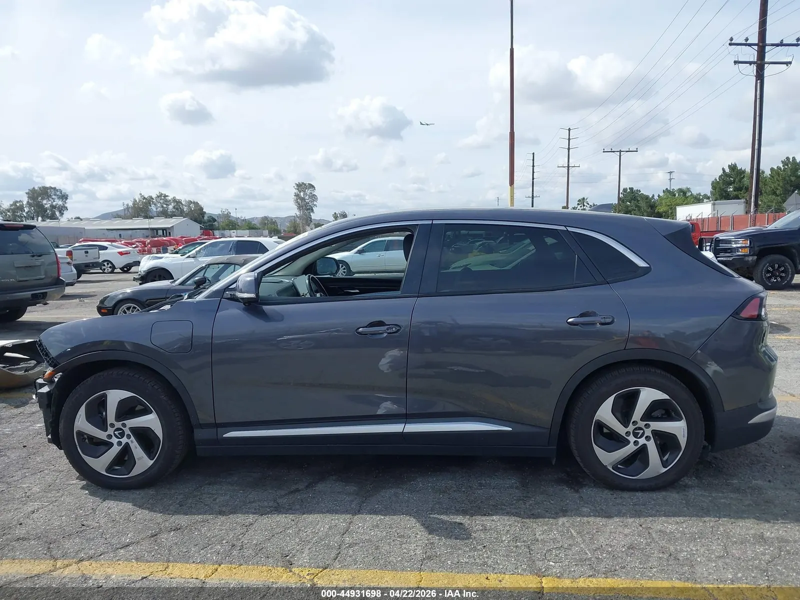2023 VinFast VF 8 Eco