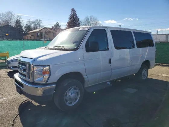 2014 Ford Econoline Wagon XLT