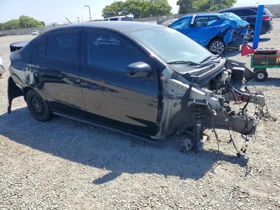 2022 Mitsubishi Mirage G4 ES