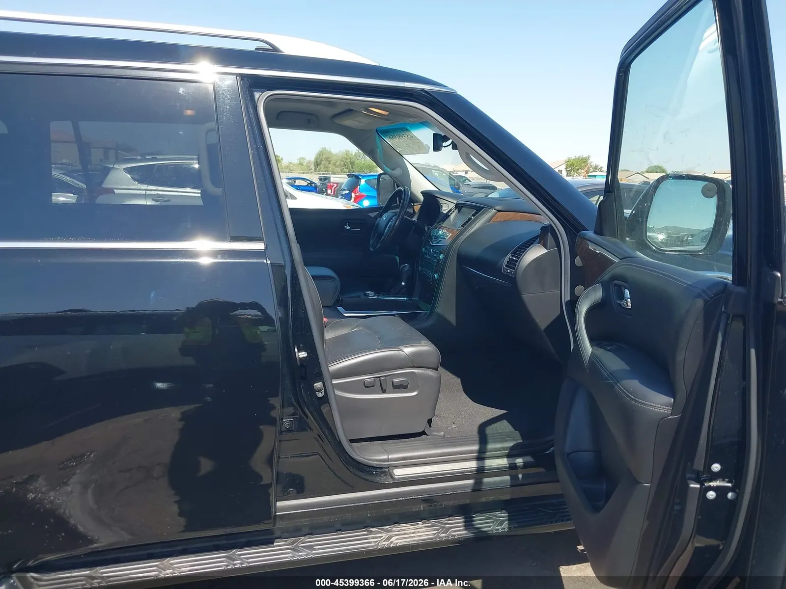 2017 INFINITI QX80