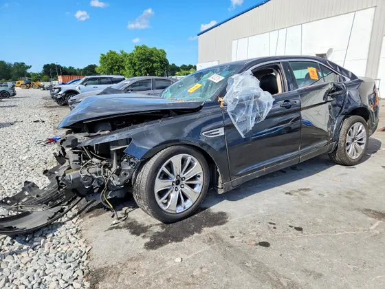 2010 Ford Taurus Limited