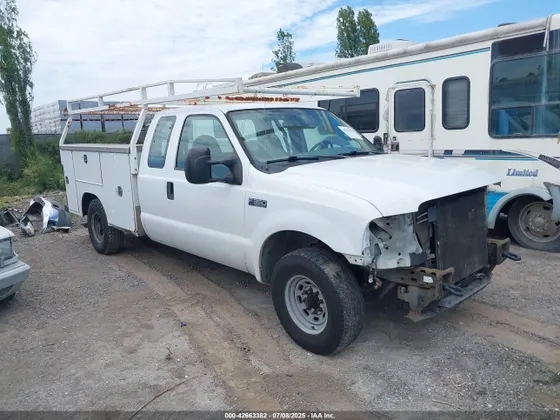 2004 Ford F-350 LARIAT/XL/XLT