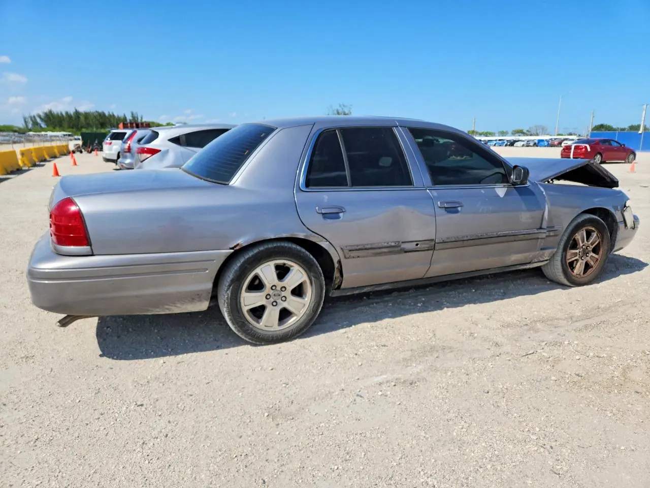 2006 Ford Crown Victoria LX