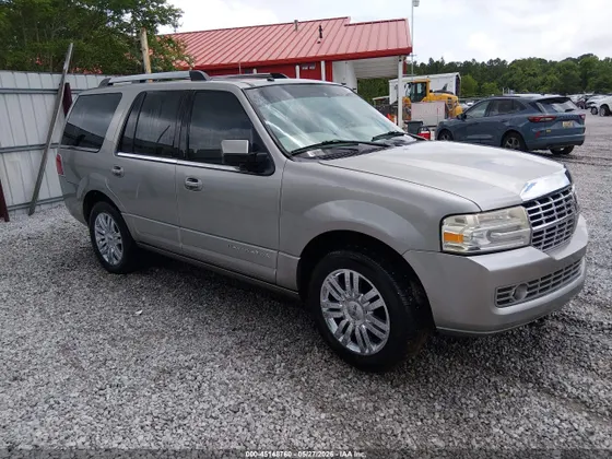 2008 Lincoln Navigator
