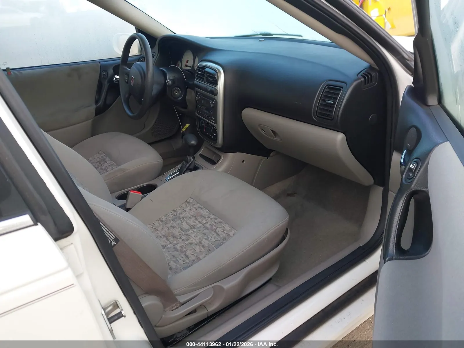 2005 Saturn L-Series