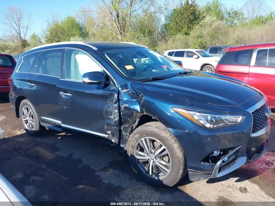 2020 INFINITI QX60 LUXE