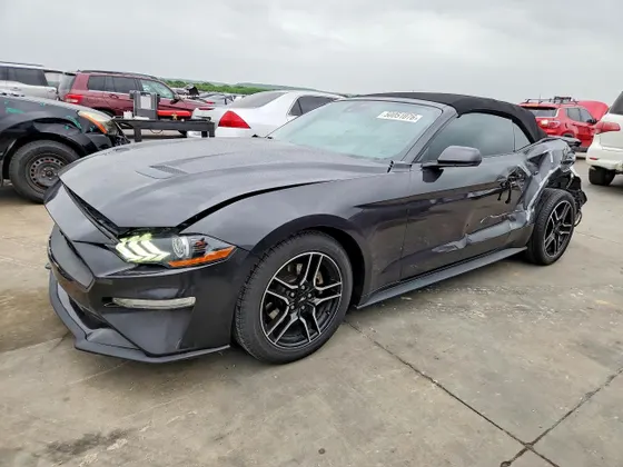 2022 Ford Mustang EcoBoost Premium