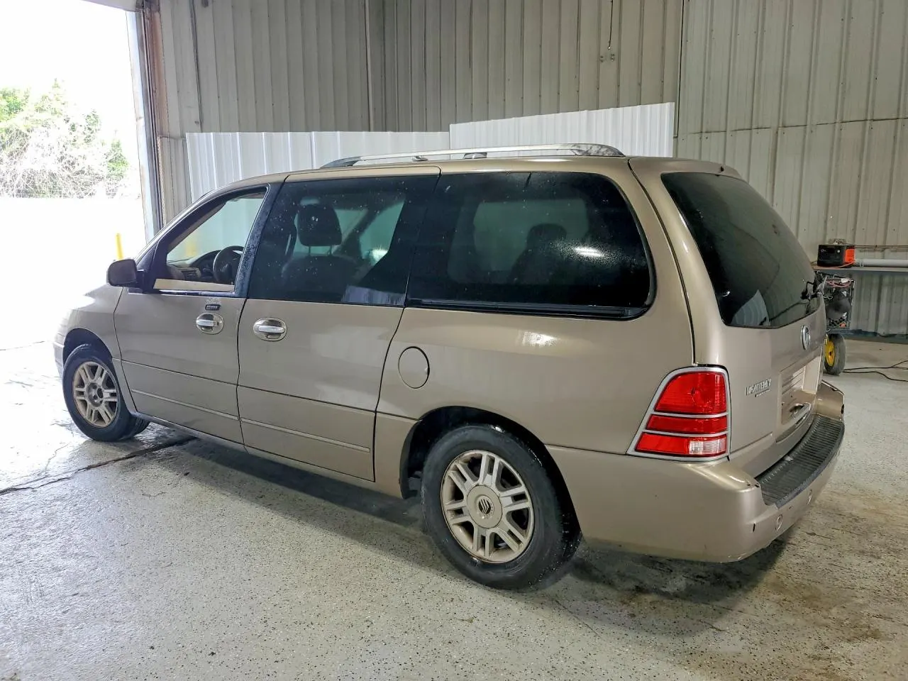 2004 Mercury Monterey Convenience