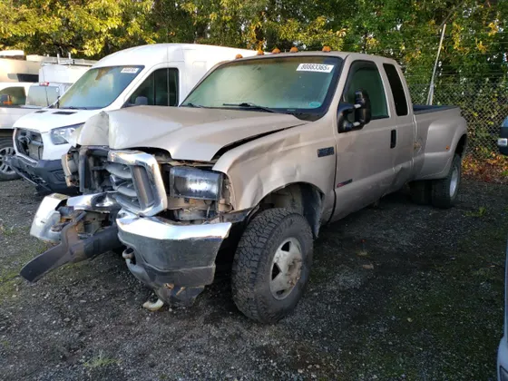 1999 Ford Super Duty F-350 DRW XL