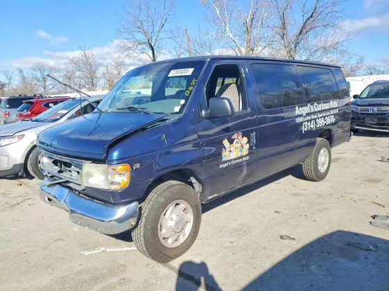 2001 Ford Econoline Wagon XL