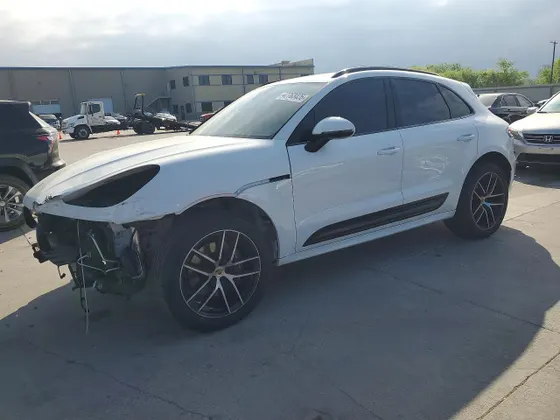 2024 Porsche Macan