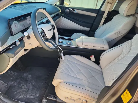 2025 Genesis GV80 Prestige