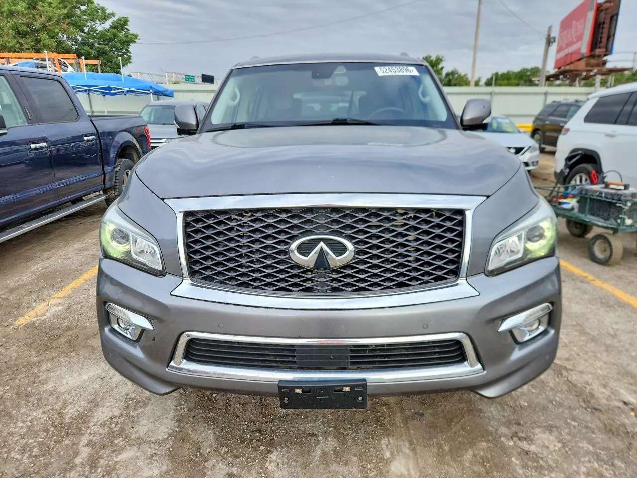 2017 INFINITI QX80